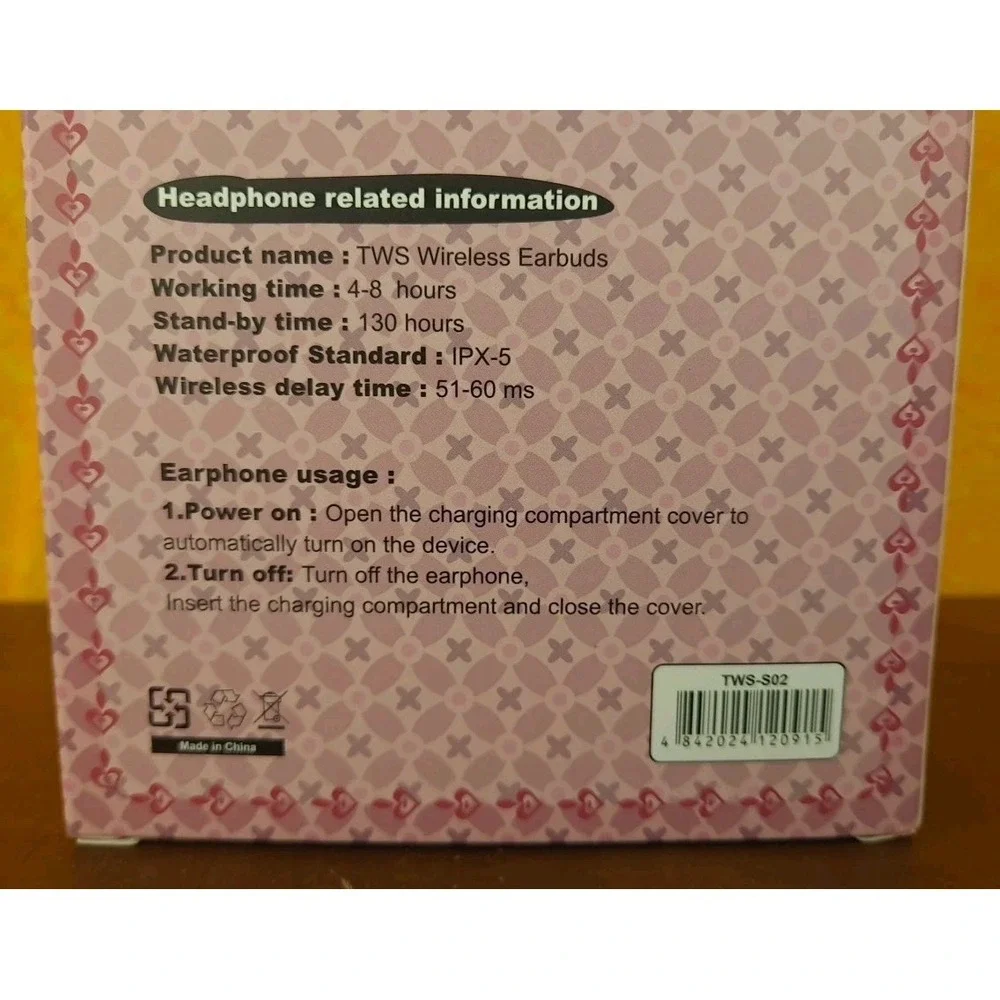 TWS Hello Kitty Digital Smart Watch With‎ Earbuds NIB